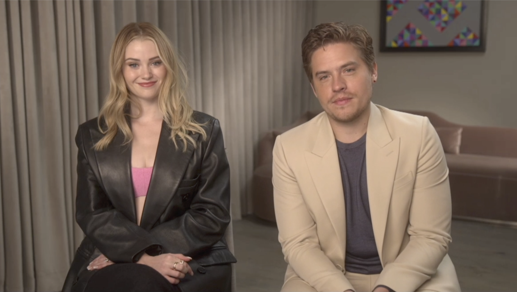     Dylan Sprouse i Virginia Gardner o filmie Piękna katastrofa: Ta para się dopiero rozkręca [WYWIAD VIDEO]